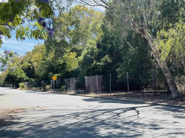 5579 Ridgewood Dr, Fremont, California 94555