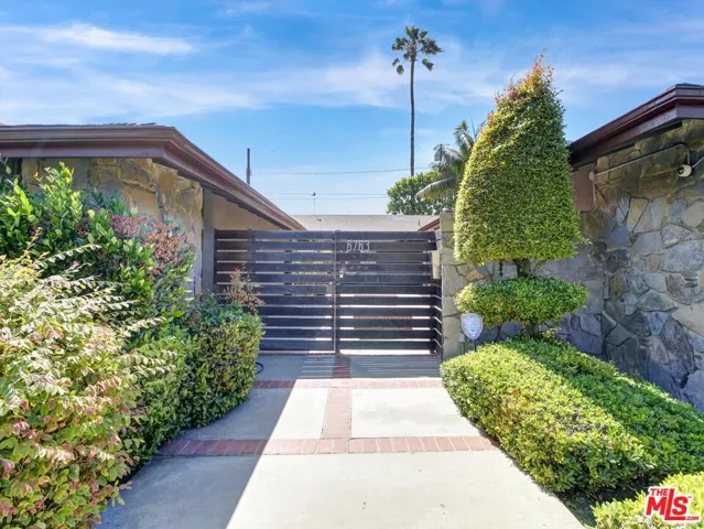 6763 Radlock Avenue, Los Angeles, California 90056