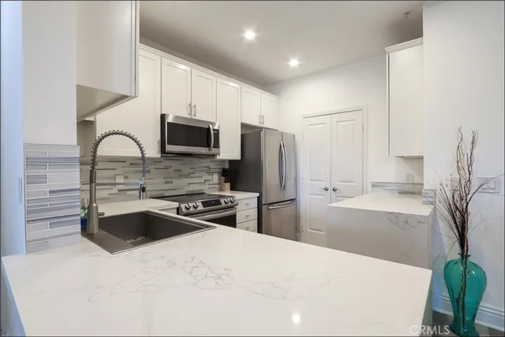 22681 Oakgrove, Aliso Viejo, California 92656