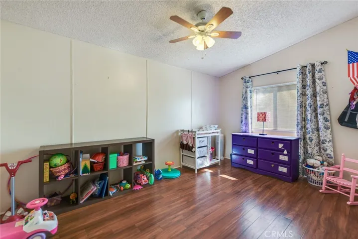 Guest bedroom 2 with walk in closet
