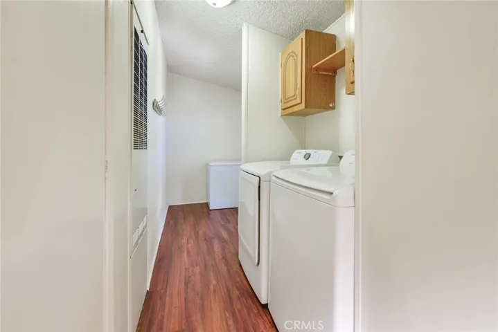 Mudroom/laundry room