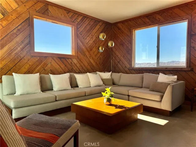 2432 Hilltop, Joshua Tree, California 92252