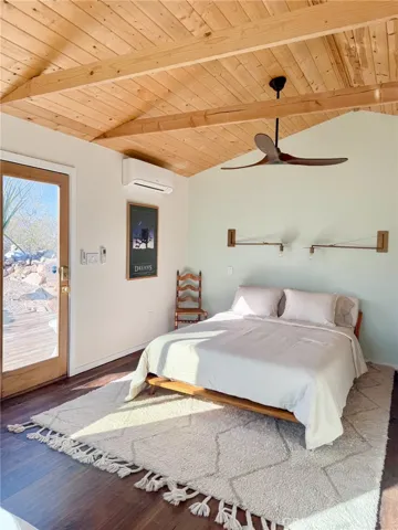 2432 Hilltop, Joshua Tree, California 92252