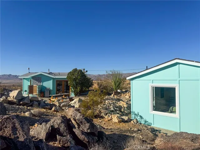 2432 Hilltop, Joshua Tree, California 92252