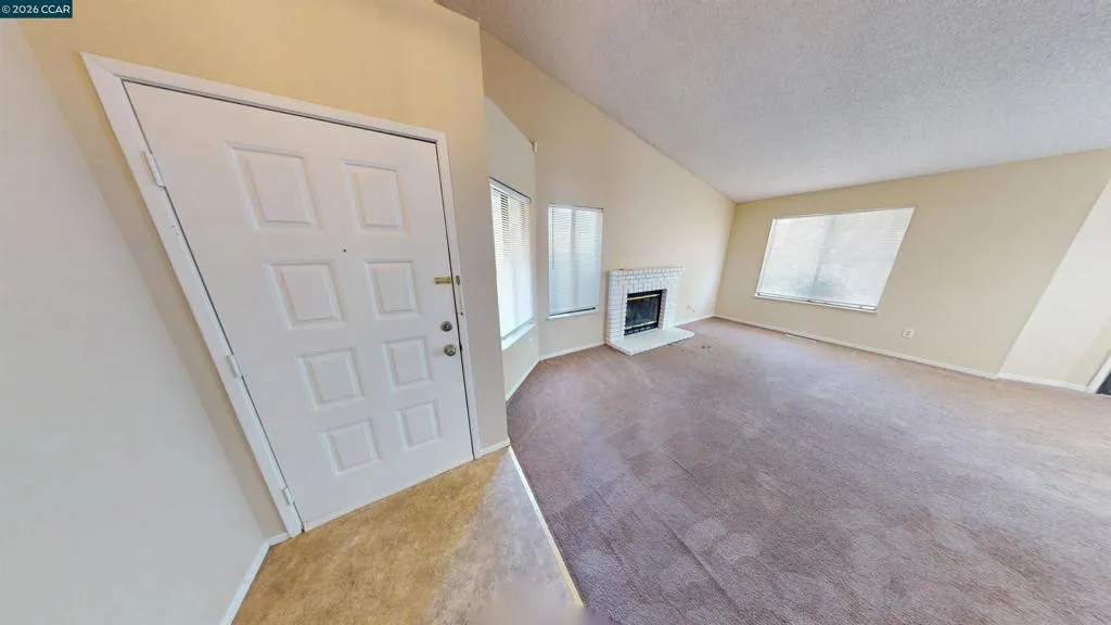 Entry_Family Room