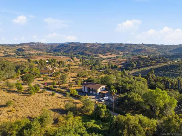 11248 Calle Oro Verde, Valley Center, California 92082