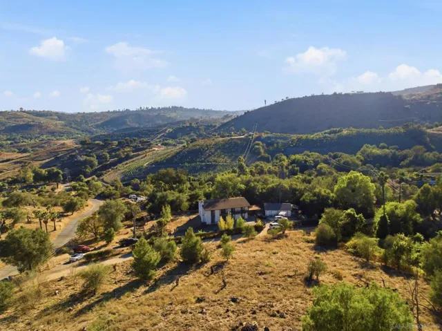 11248 Calle Oro Verde, Valley Center, California 92082