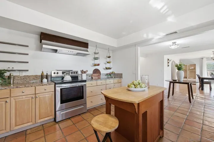 11248 Calle Oro Verde, Valley Center, California 92082