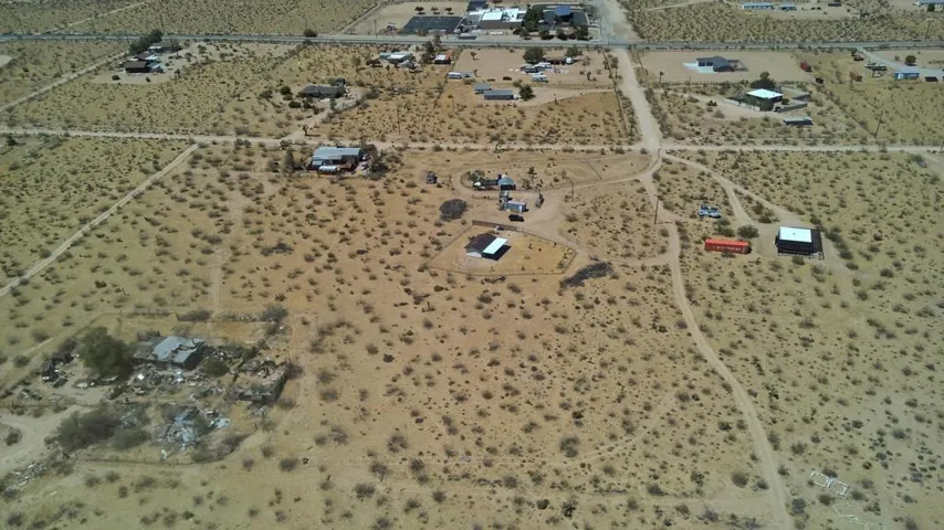 LOT 2