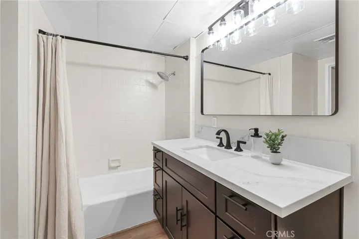 Bathroom with bathtub