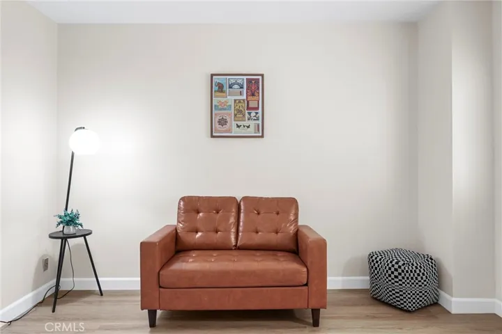 Second bedroom.