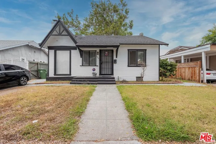 332 Hargrave Street, Inglewood, California 90302