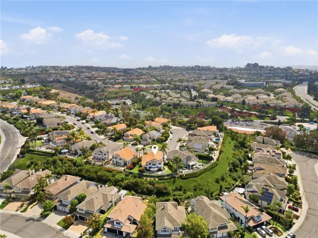 43 High, Laguna Niguel, California 92677
