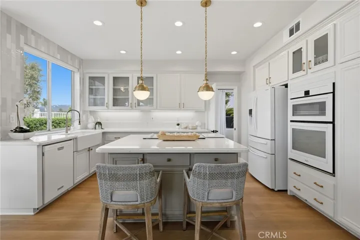 43 High, Laguna Niguel, California 92677