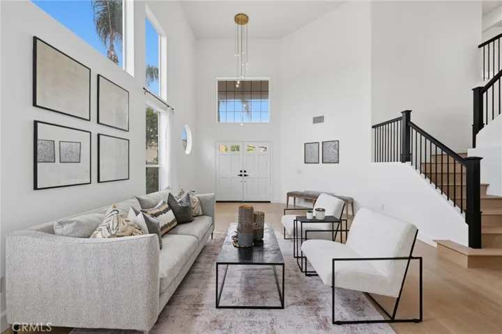 43 High, Laguna Niguel, California 92677