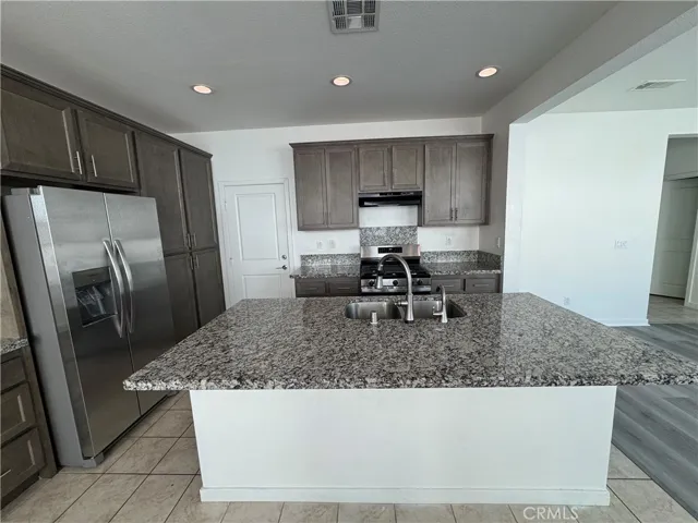 4243 Adishian Way 103, Corona, California 92883