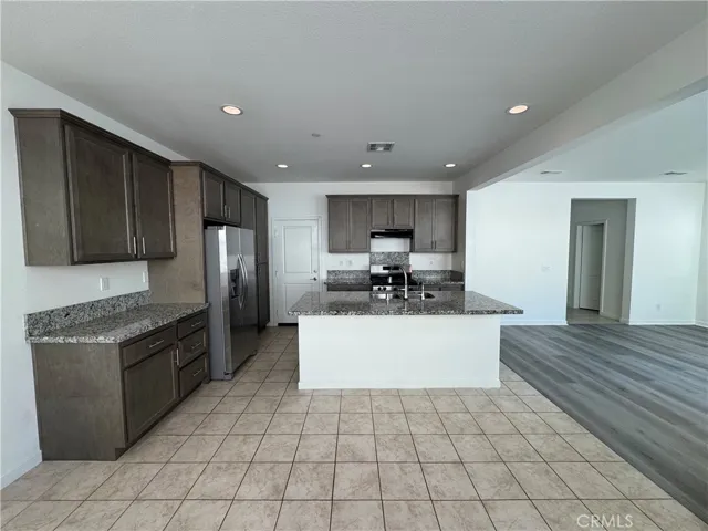 4243 Adishian Way 103, Corona, California 92883