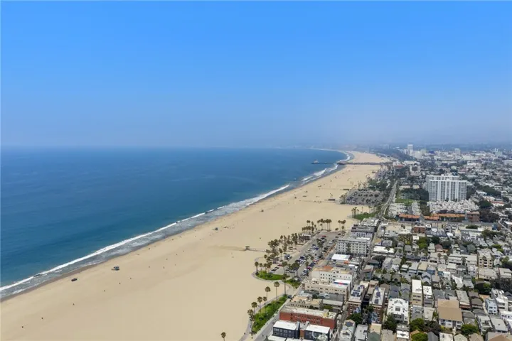 331 Brooks Avenue 1, Venice, California 90291
