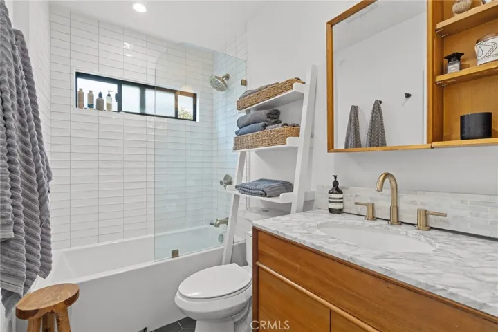 331 Brooks Avenue 1, Venice, California 90291