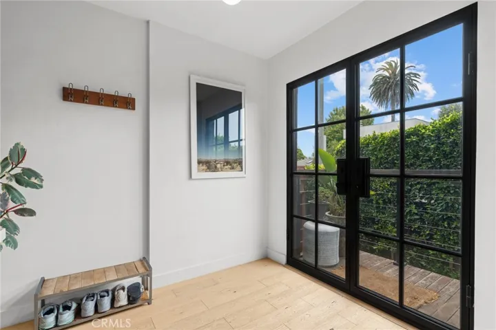 331 Brooks Avenue 1, Venice, California 90291