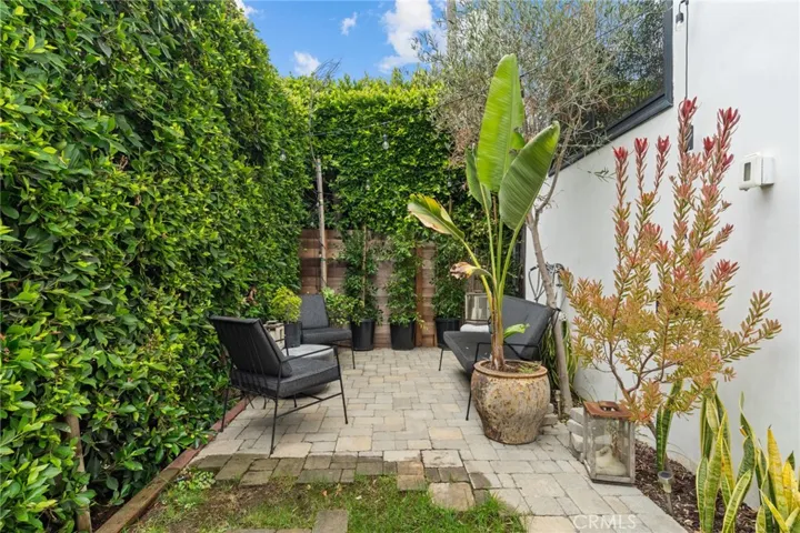331 Brooks Avenue 1, Venice, California 90291