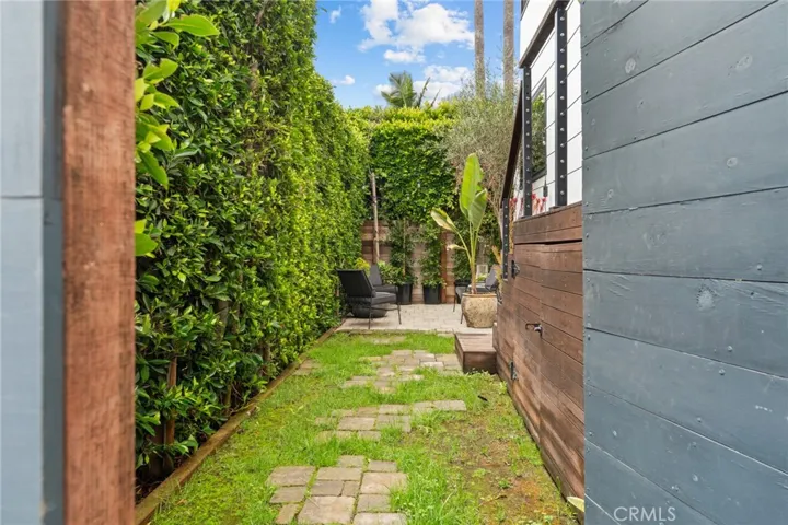 331 Brooks Avenue 1, Venice, California 90291