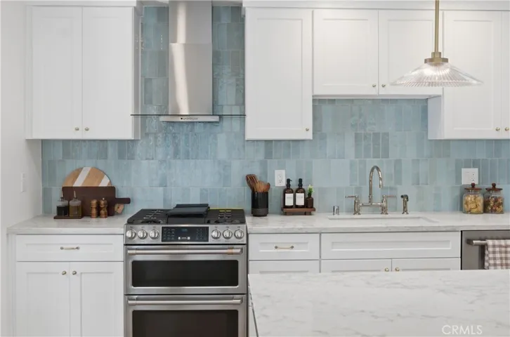 103 W Avenida Santiago, San Clemente, California 92672