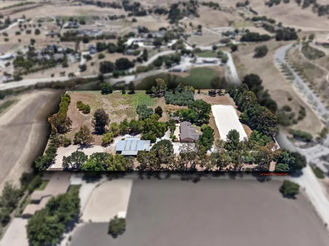 3385 Cienega Road, Hollister, California 95023