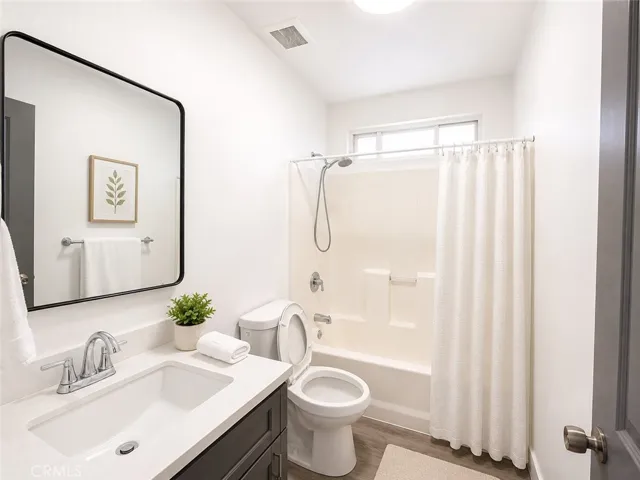 210 S Raitt, Santa Ana, California 92703