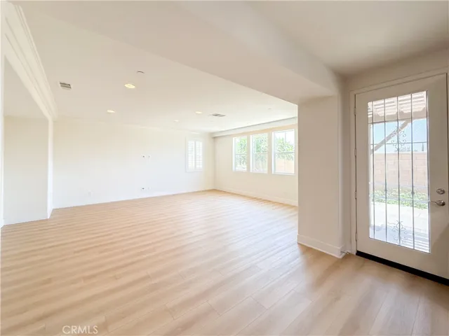 11578 Solaire Way, Chino, California 91710