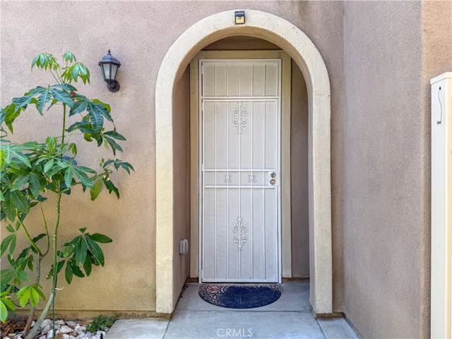 11578 Solaire Way, Chino, California 91710