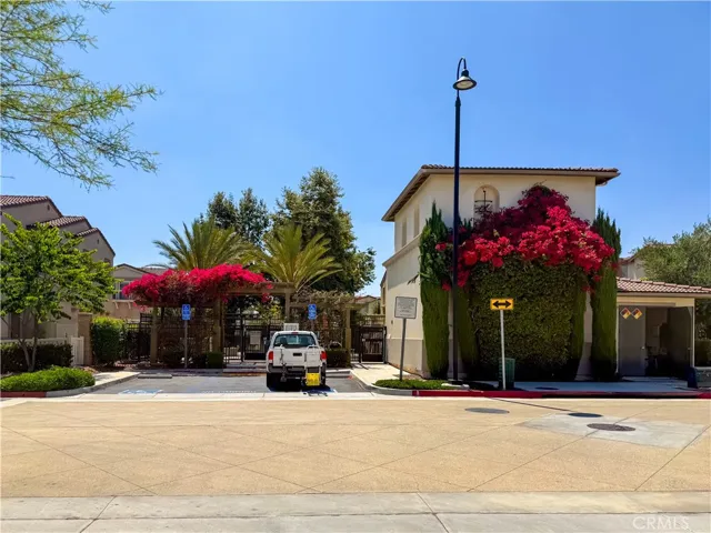11578 Solaire Way, Chino, California 91710