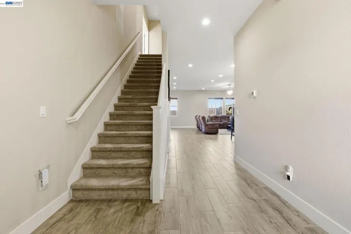 2394 Bharvani Ave, Manteca, California 95337