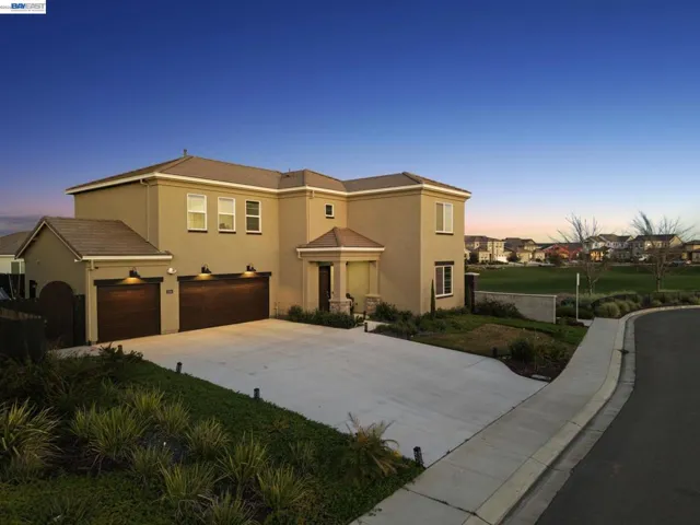 2394 Bharvani Ave, Manteca, California 95337