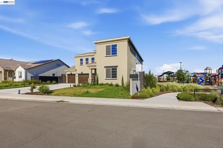 2394 Bharvani Ave, Manteca, California 95337
