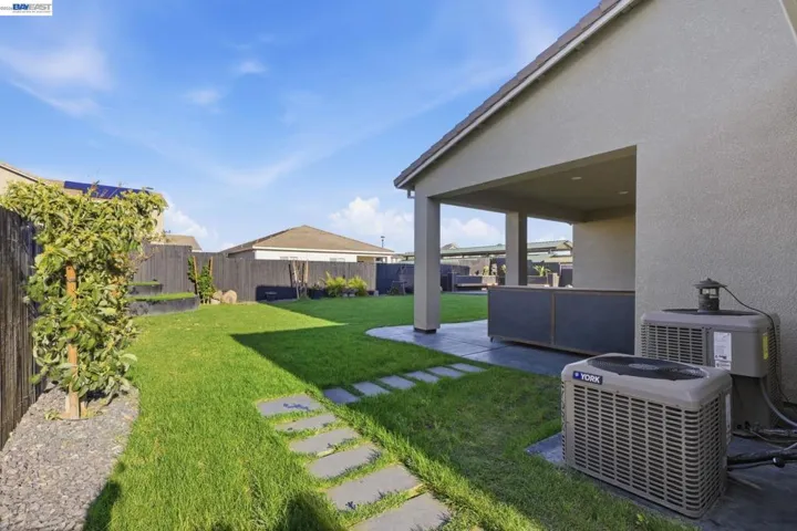 2394 Bharvani Ave, Manteca, California 95337