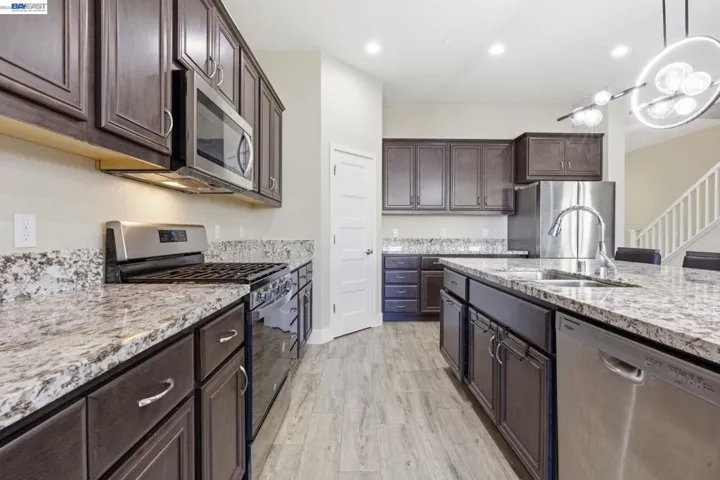 2394 Bharvani Ave, Manteca, California 95337