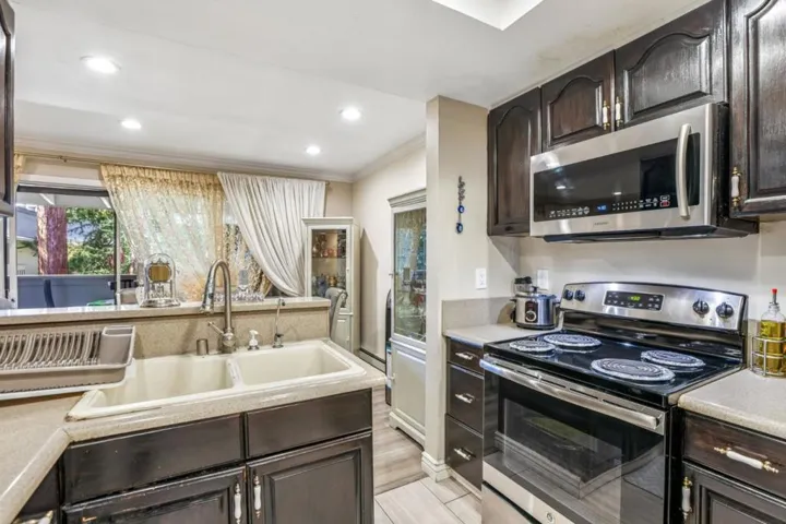 150 Saratoga Avenue 362, Santa Clara, California 95051
