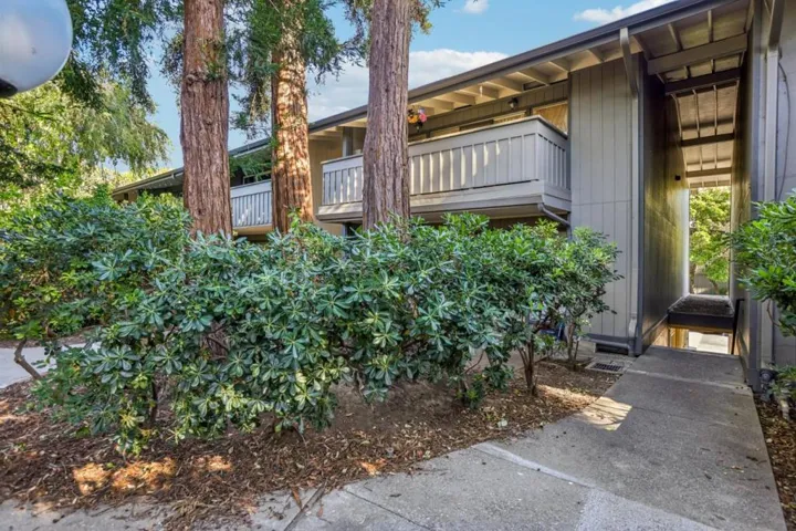 150 Saratoga Avenue 362, Santa Clara, California 95051