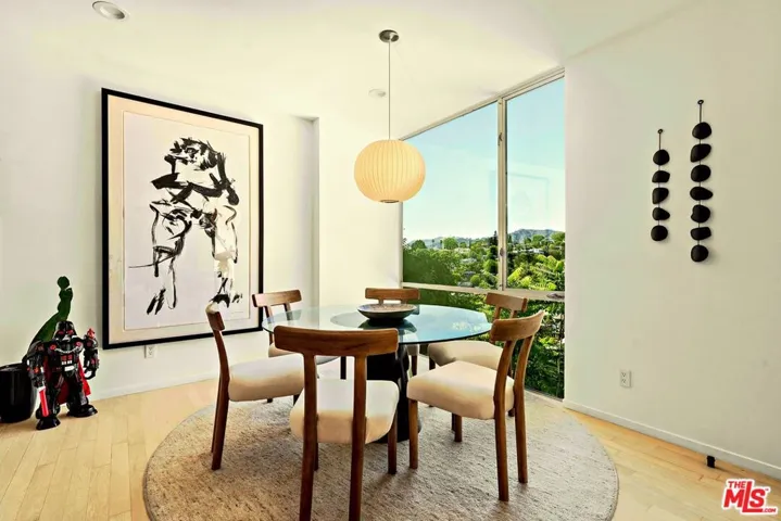 1892 Lucile Avenue, Los Angeles, California 90026