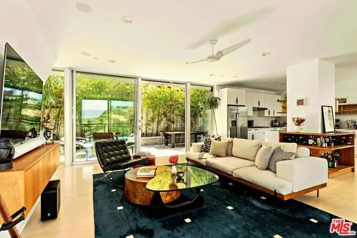 1892 Lucile Avenue, Los Angeles, California 90026