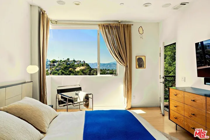 1892 Lucile Avenue, Los Angeles, California 90026