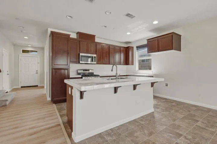 13673 Santa Lucia Drive, Gustine, California 95322