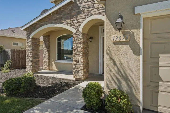 13673 Santa Lucia Drive, Gustine, California 95322