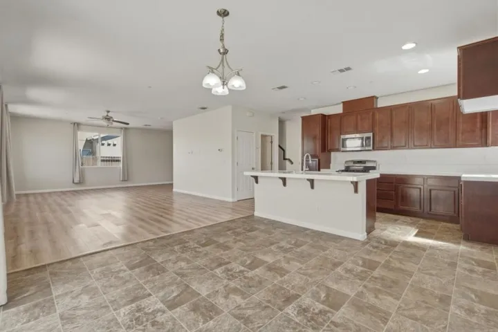 13673 Santa Lucia Drive, Gustine, California 95322