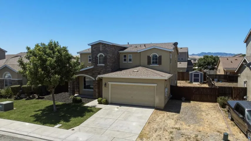 13673 Santa Lucia Drive, Gustine, California 95322