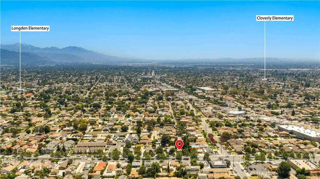 Just 5 Minutes from the Elementary & Middle Schools.