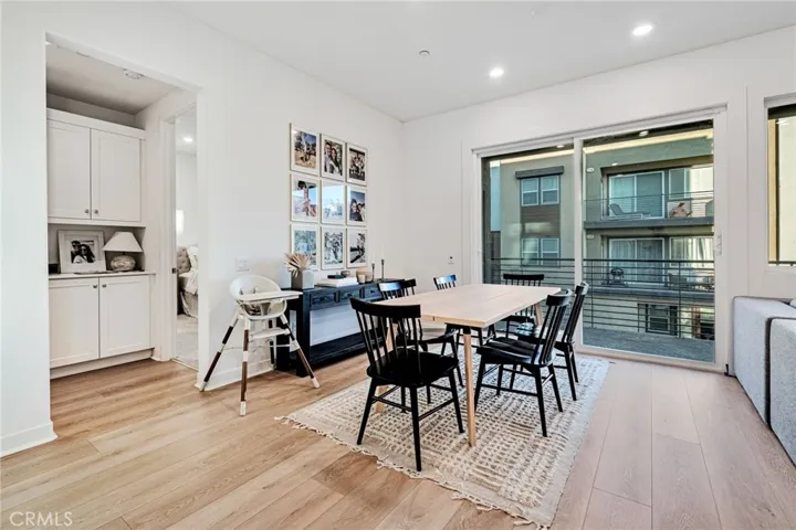 26958 Sandbar Willow Pl 205, Valencia, California 91381