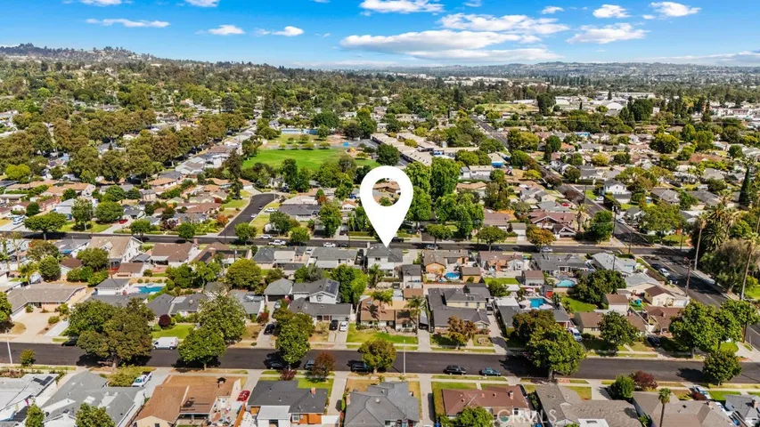 8433 California, Whittier, California 90605