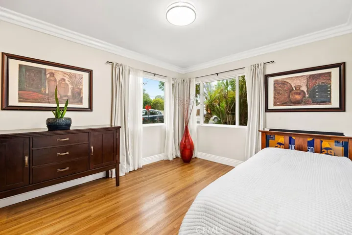 Flex area can be 5th Bedroom off of Living and Dining area